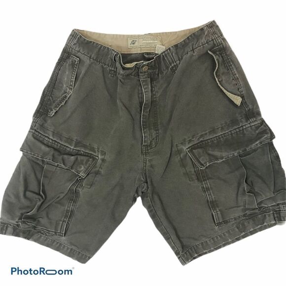 Two pairs Men’s Green Cargo Shorts size 32 and 34 - Picture 2 of 8